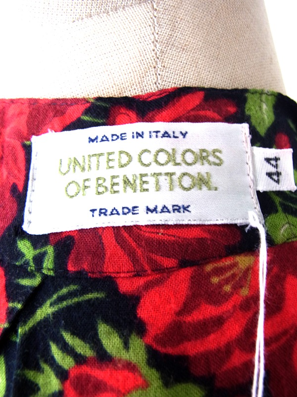 ヨーロッパ古着 イタリア製 UNITED COLORS OF BENETTON カラフル 花柄 プリーツ スカート 25FC213
