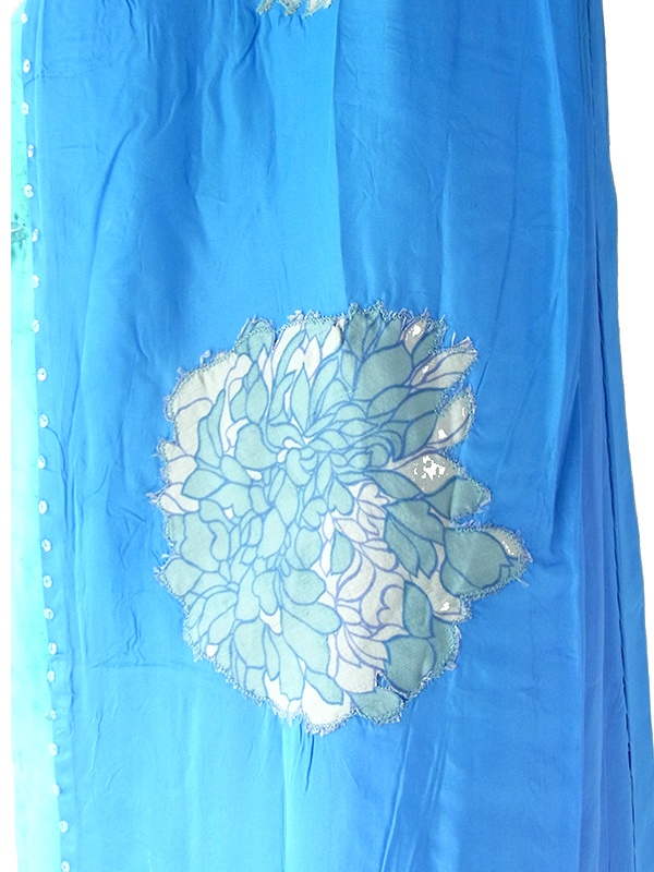 ヨーロッパ古着 フランス買い付け 70年代製 水色 シャンタン生地 X 裏地に花柄パッチワーク  コート 25FC311