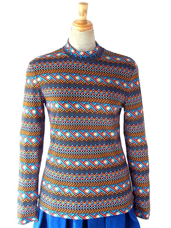 ヨーロッパ古着 フランス買い付け 70年代製 カラフル X レトロ柄 ロールカラー トップス 25FC313