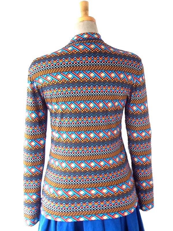 ヨーロッパ古着 フランス買い付け 70年代製 カラフル X レトロ柄 ロールカラー トップス 25FC313