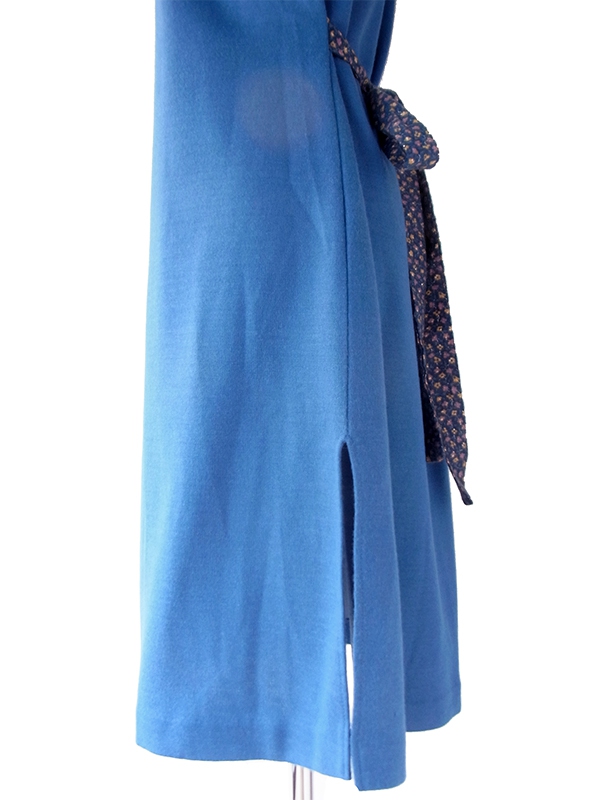 【送料無料】フランス買付け60年代製 スモーキーブルー X 小花柄トリム袖 ヴィンテージ ワンピース 26FC006【ヨーロッパ古着】