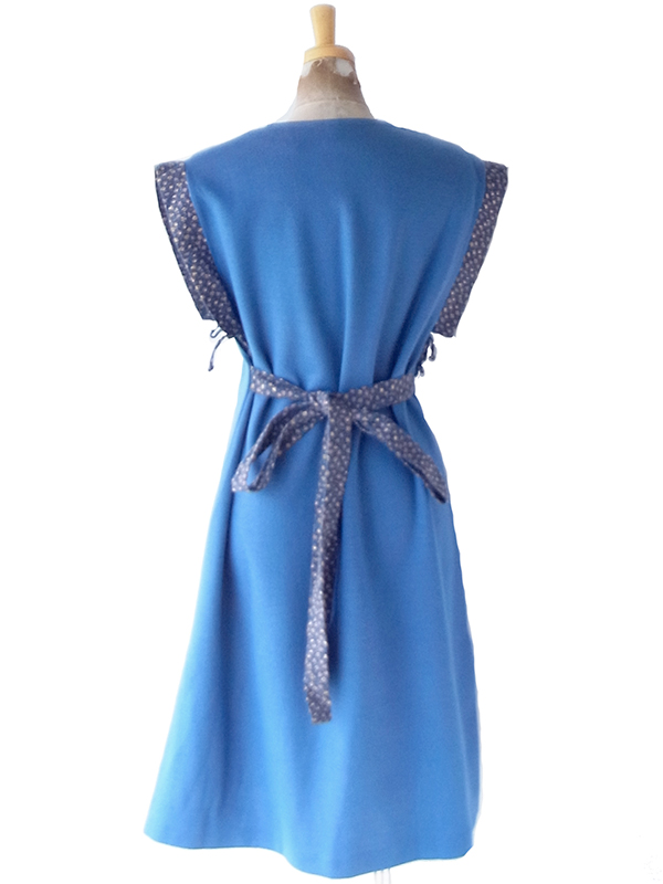 【送料無料】フランス買付け60年代製 スモーキーブルー X 小花柄トリム袖 ヴィンテージ ワンピース 26FC006【ヨーロッパ古着】