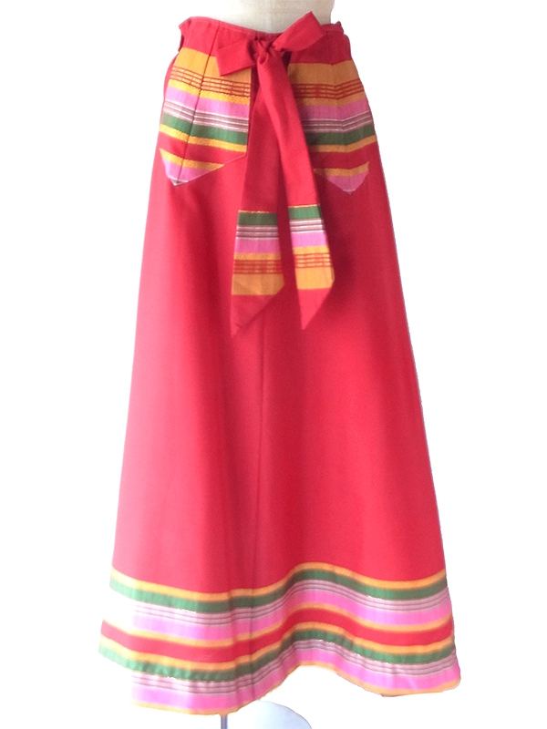 【送料無料】フランス買付け レッド X チロリアン調フォークロア織り柄 ポケット付き ロング 巻きスカート 26FC008【ヨーロッパ古着】