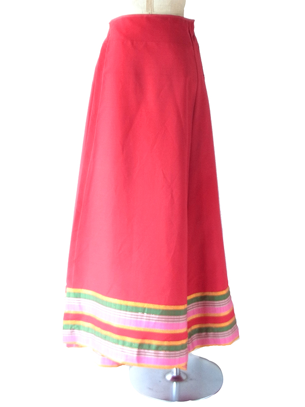 【送料無料】フランス買付け レッド X チロリアン調フォークロア織り柄 ポケット付き ロング 巻きスカート 26FC008【ヨーロッパ古着】