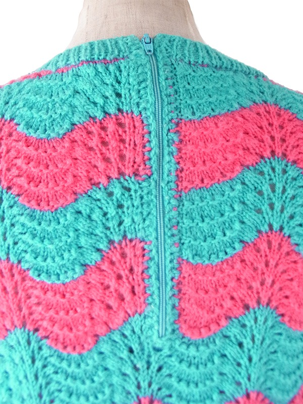 【送料無料】フランス買付け ターコイズブルー X ピンク スカラップ柄 バックファスナー ウール ニット トップス 26FC009【ヨーロッパ古着】