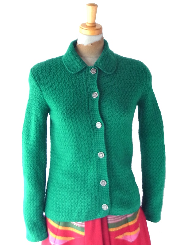 ヨーロッパ古着 フランス買付け 70年代製 刻印入りシルバーボタン 鹿の子編み風 ウール カーディガン 26FC010