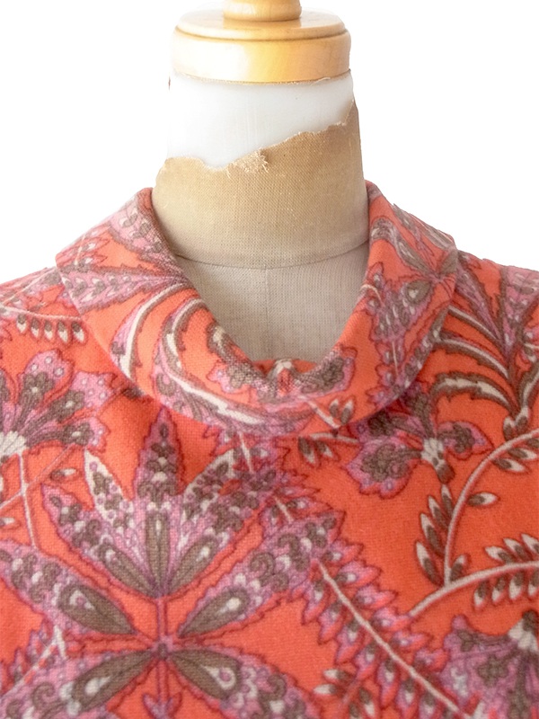 【送料無料】フランス買付け 60年代製 オレンジ&times;ペイズリー調ボタニカル柄 ロールカラー ワンピース 26FC101【ヨーロッパ古着】