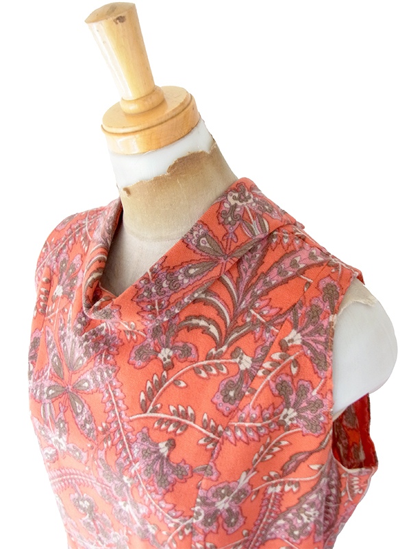 【送料無料】フランス買付け 60年代製 オレンジ&times;ペイズリー調ボタニカル柄 ロールカラー ワンピース 26FC101【ヨーロッパ古着】