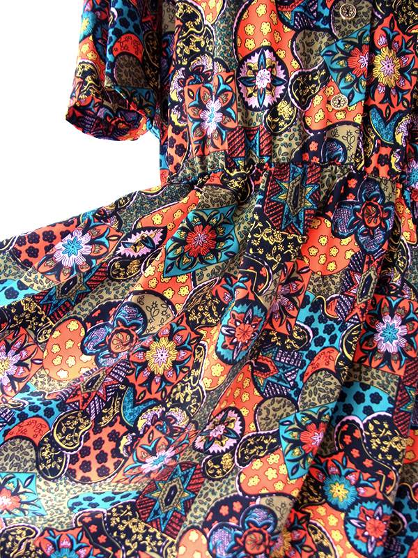 【送料無料】フランス買付け 70年代製 カラフル サイケ調タイル・ミニプリント ボウタイ ワンピース 26FC107【ヨーロッパ古着】