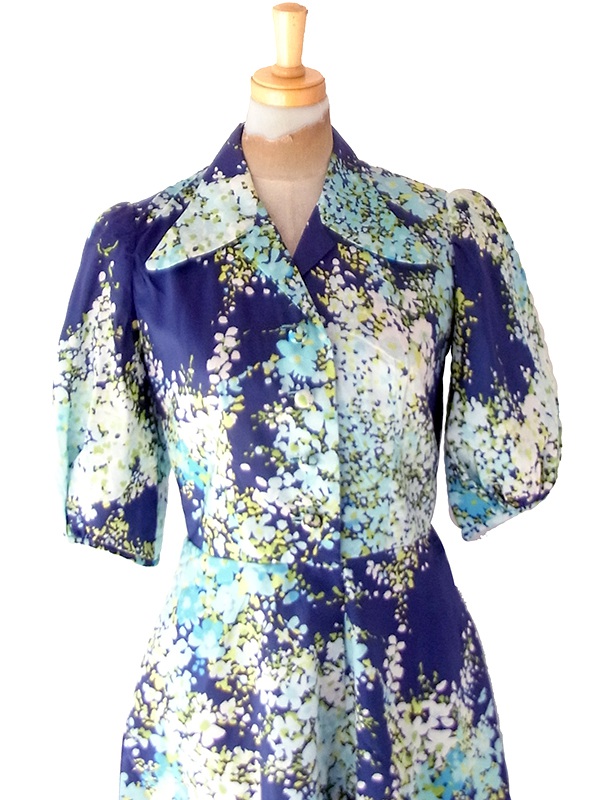 【送料無料】フランス買付け 70年代製 ネイビー×花柄 大きめ襟 パフスリーブ ワンピース 26FC108【ヨーロッパ古着】