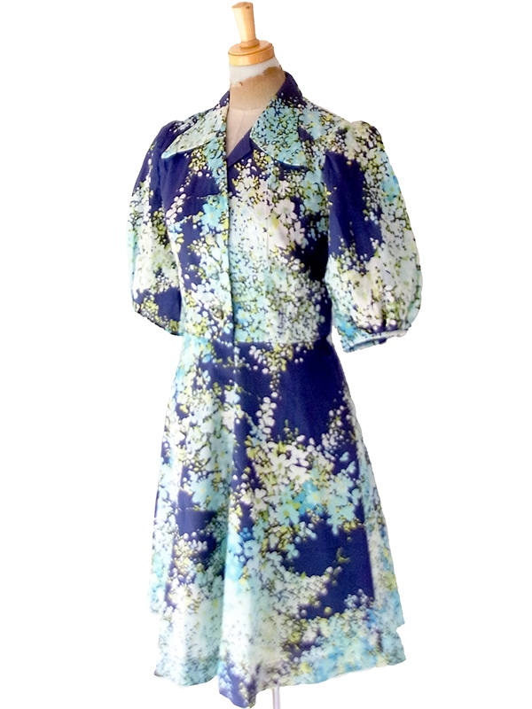 【送料無料】フランス買付け 70年代製 ネイビー×花柄 大きめ襟 パフスリーブ ワンピース 26FC108【ヨーロッパ古着】