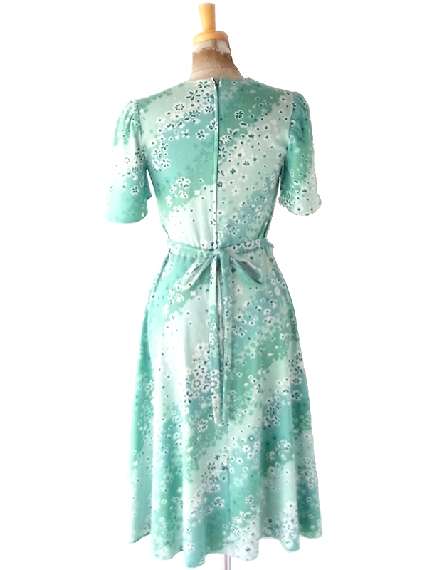 【送料無料】フランス買付け 70年代製 ミントグリーン 小花柄 カシュクール ヴィンテージ ワンピース 26FC203【ヨーロッパ古着】