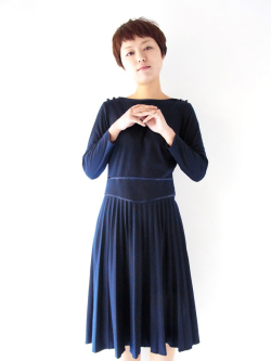 映画に出てきそうな美麗ラインと配色、上品なかわいらしさが魅力のヴィンテージワンピース ヨーロッパ古着