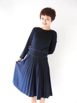 映画に出てきそうな美麗ラインと配色、上品なかわいらしさが魅力のヴィンテージワンピース ヨーロッパ古着