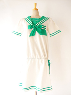 送料無料】70年代製 レッド X アフリカンファブリック風プリント